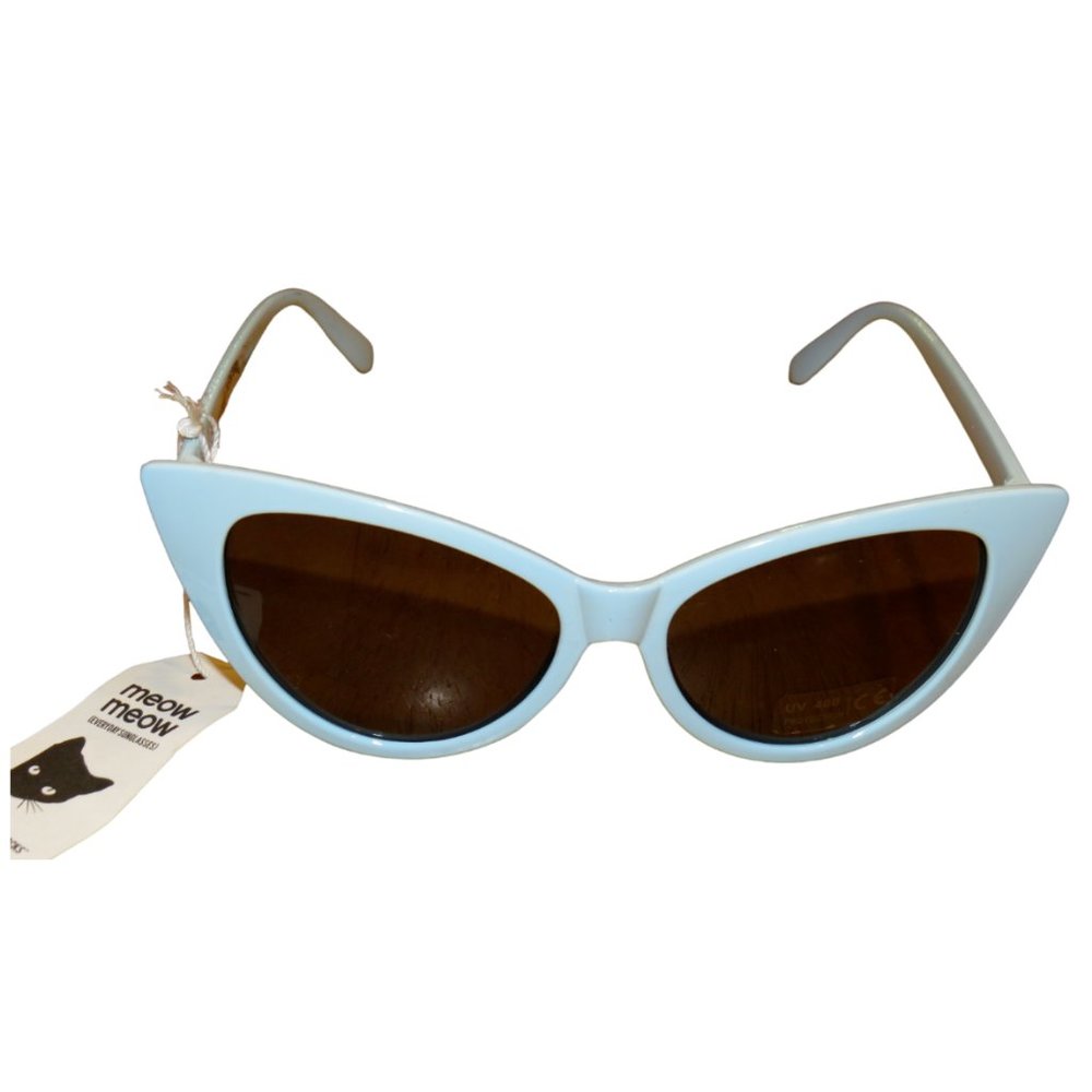 Zumiez Petals and Peacocks Retro Blue Cat Eye Sunglasses